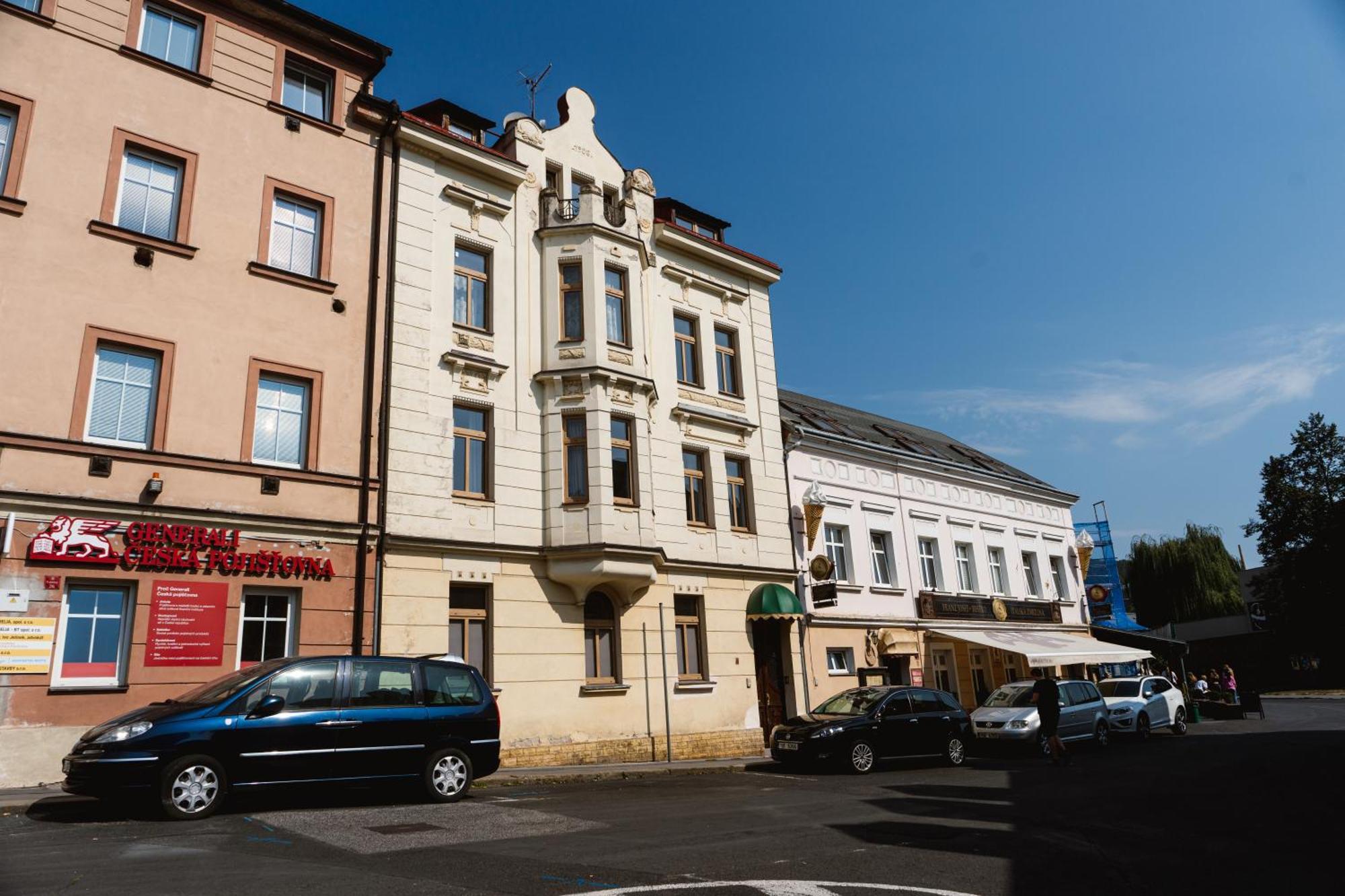 Franz Josef Apartmany, Apartman Zita Дечин Экстерьер фото