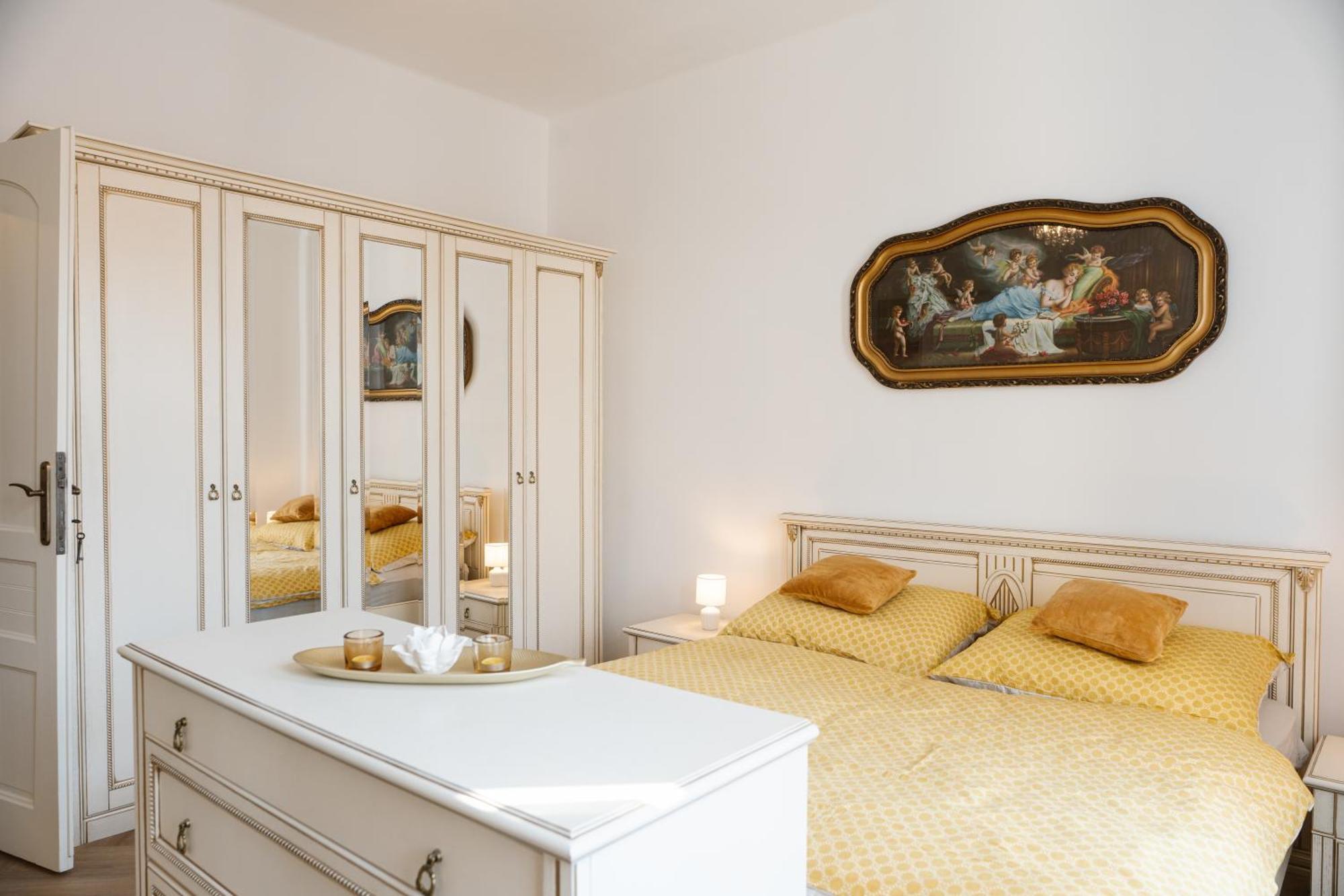 Franz Josef Apartmany, Apartman Zita Дечин Экстерьер фото